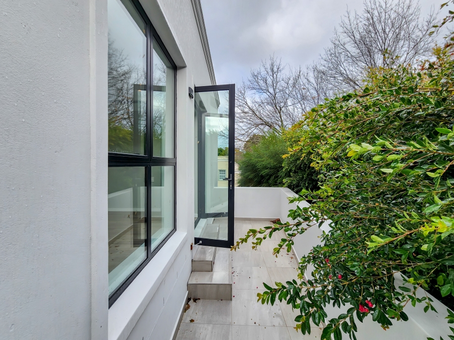 3 Bedroom Property for Sale in Rondebosch Western Cape